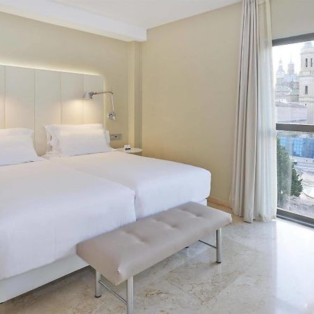 Nh Ciudad De Zaragoza Hotel Buitenkant foto