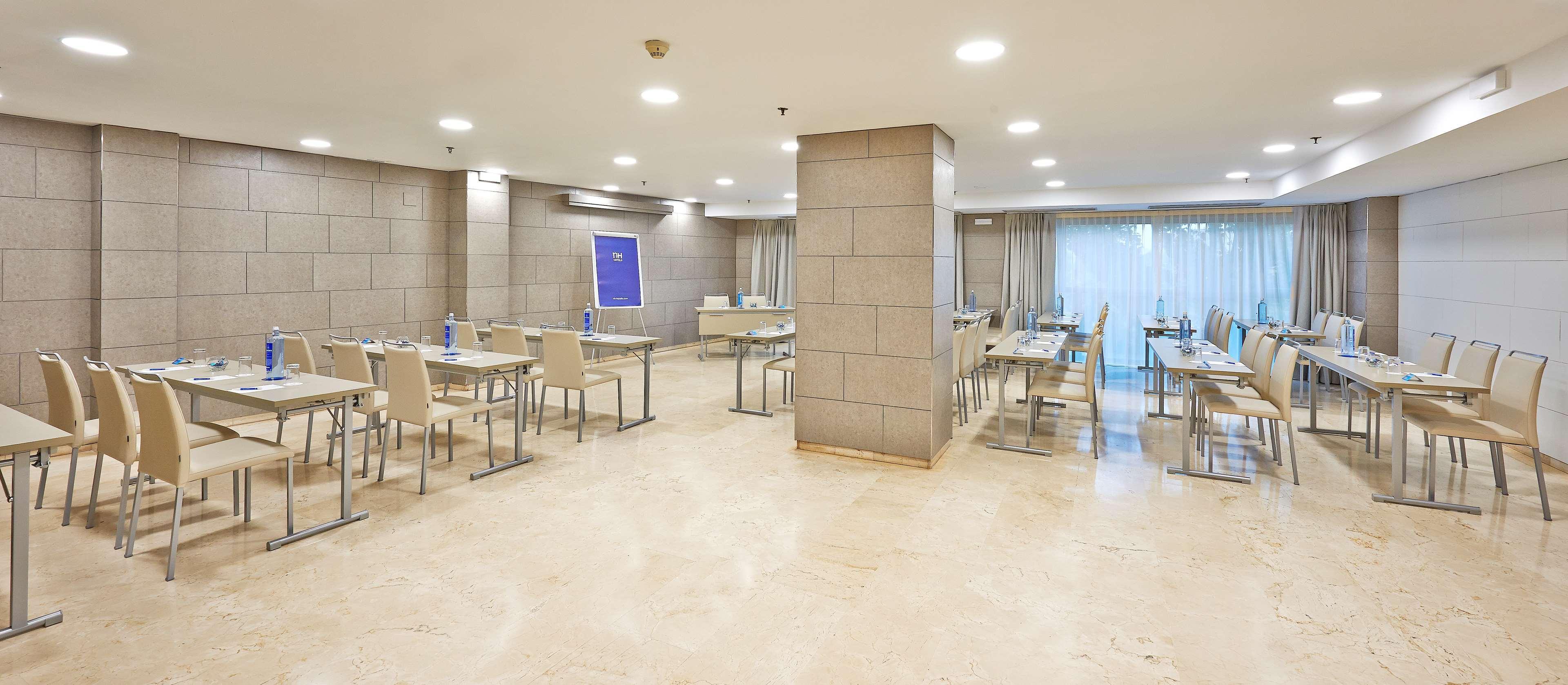 Nh Ciudad De Zaragoza Hotel Buitenkant foto